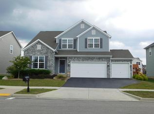 520 Eagle Walk Rd, Delaware, OH 43015