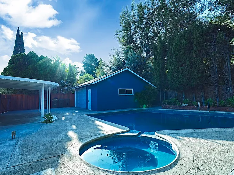 2149 Victoria Dr — Photo 28