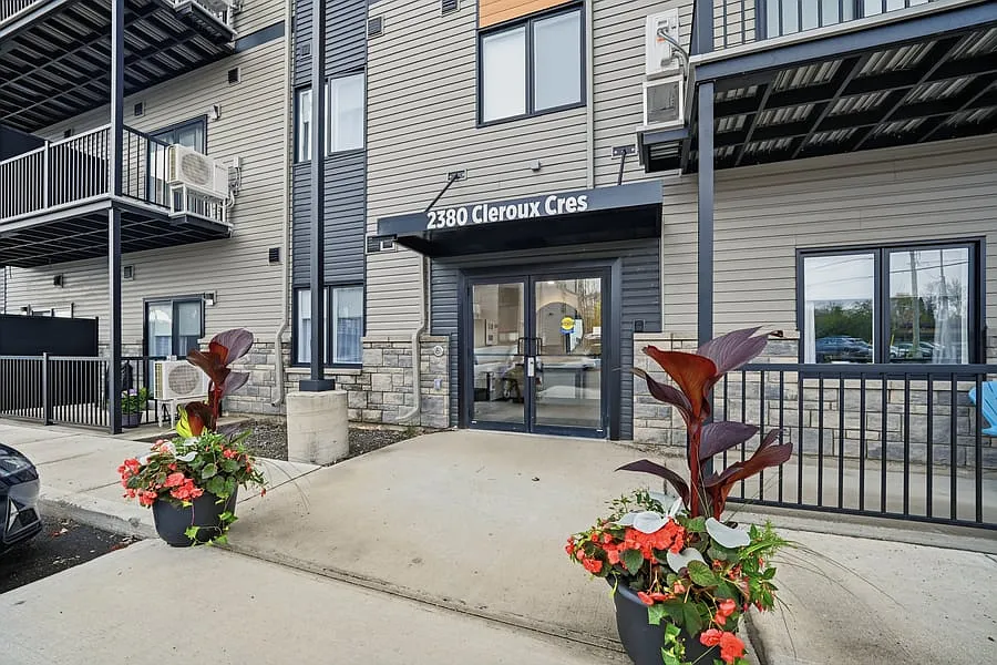 2380 Cleroux Cres #308