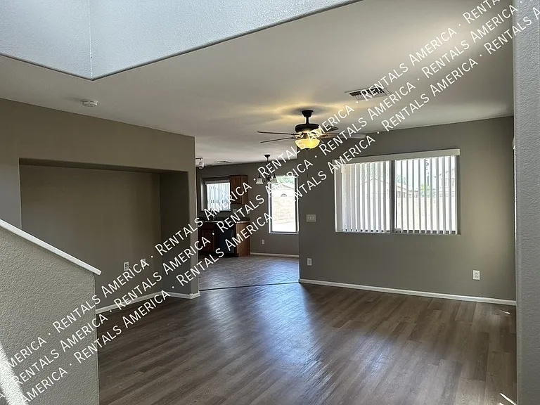 1028 E Dragon Fly Rd — Photo 7