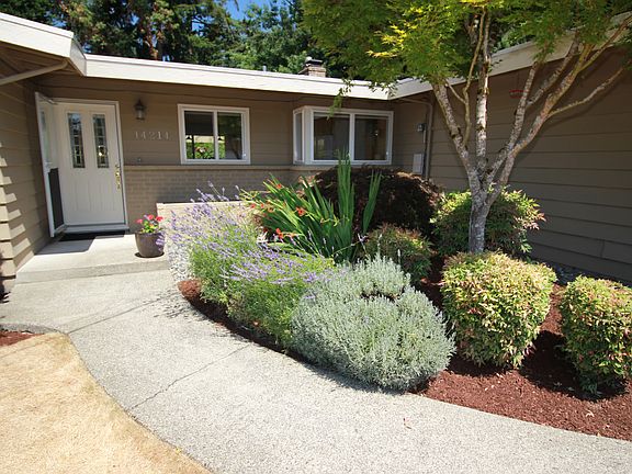 2nd image of 14214 SE 22nd St