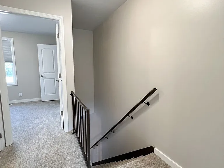 530 Hietts Ln — Photo 15