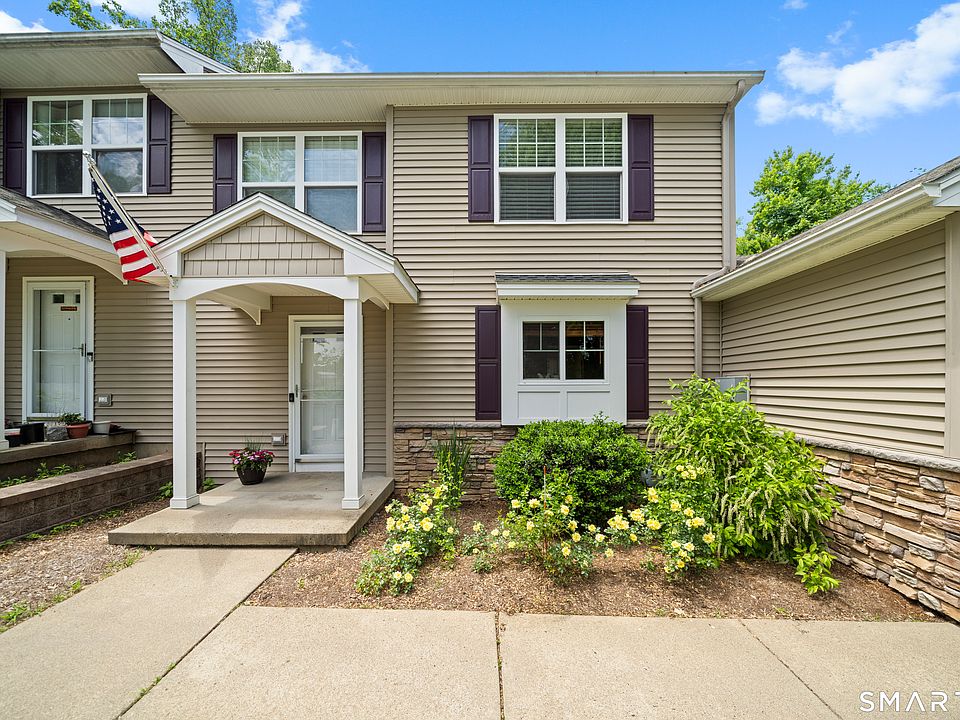 1st image of 204 Oak Ridge Drive #204