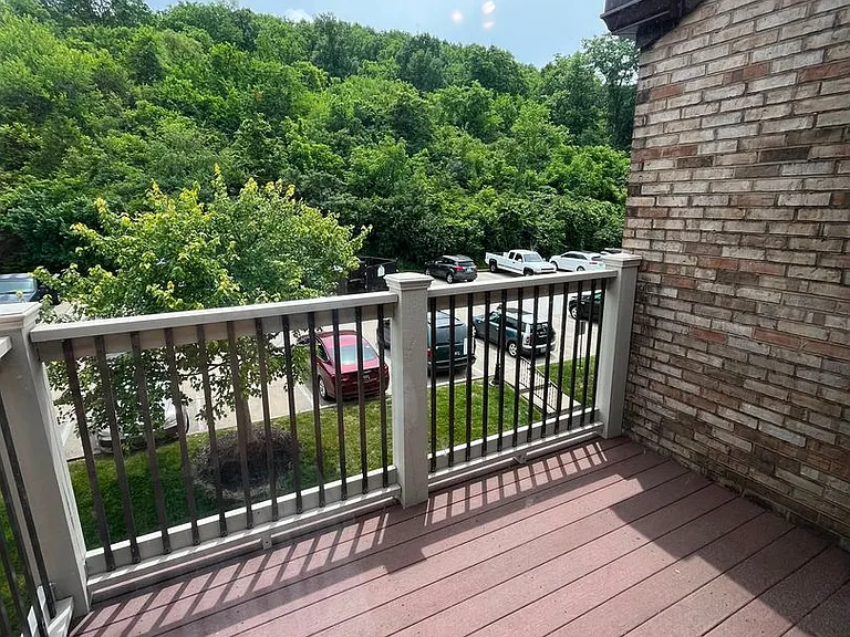 24 Woodland Hills Dr #11 — Photo 15