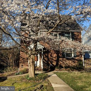 5728 39th Ave, Hyattsville, MD, 20781