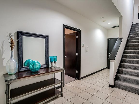 4th image of 4312 McKinney Ave #1