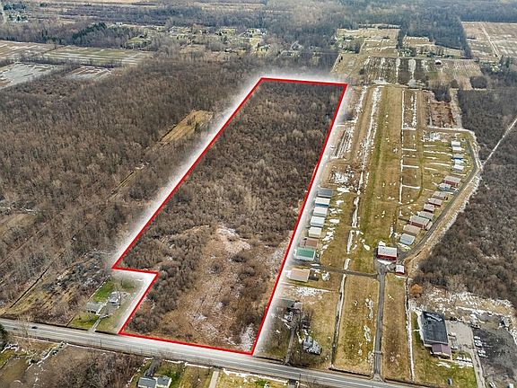 4th image of 8095 Transit Rd #3