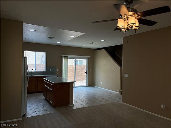 4th image of 3986 Gray Aster Dr