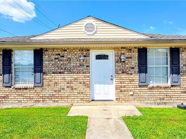 301 E Liberaux St, Chalmette, LA 70043
