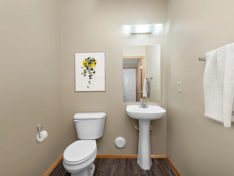 Maple Lakes Townhomes — Photo 6