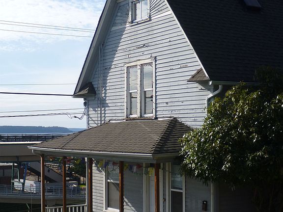 SE CORNER