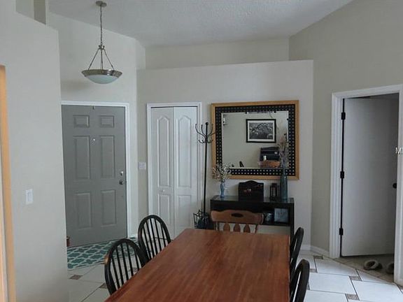 5th image of 2804 Delcrest Dr