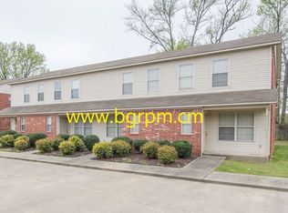 900 Madden Rd APT B1, Jacksonville, AR 72076