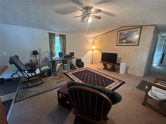 3rd image of 2616 Kenilworth Dr
