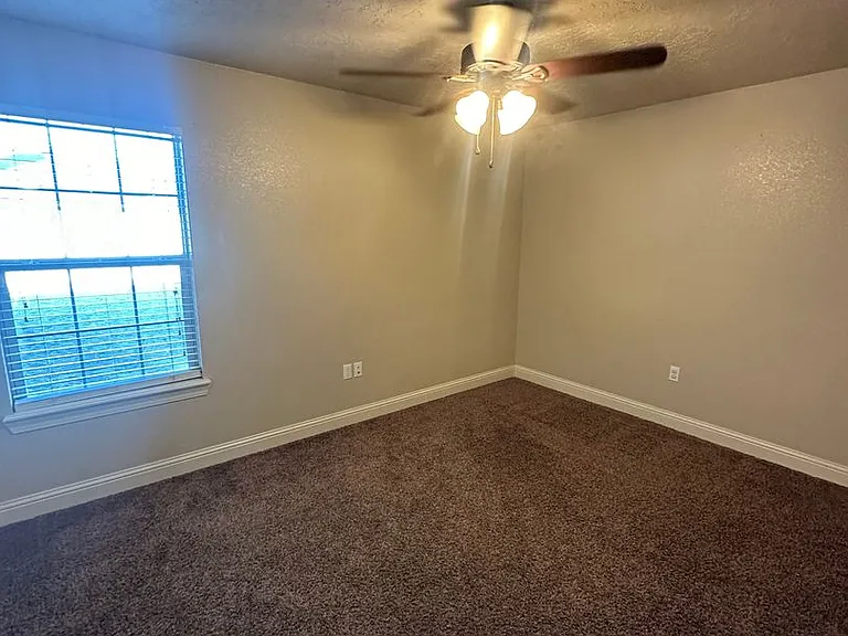 3724 Woodlark Rd — Photo 29