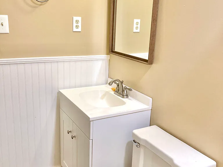 3913 Woodfield Rd — Photo 30