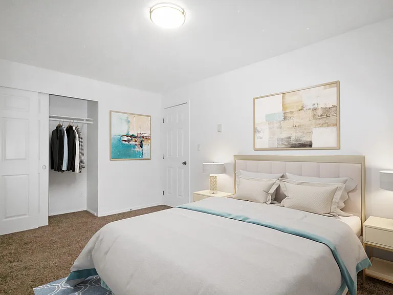 Lakeside Apartments — Photo 10