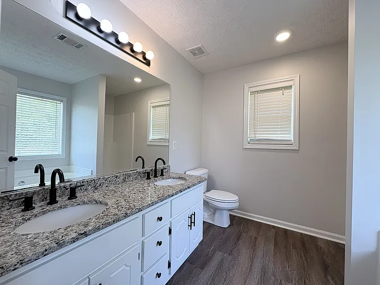 25 Hillock Ct — Photo 13