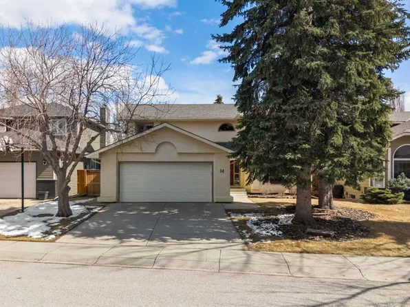 14 W Sun Harbour Way SE, Calgary, AB T2X 3C6