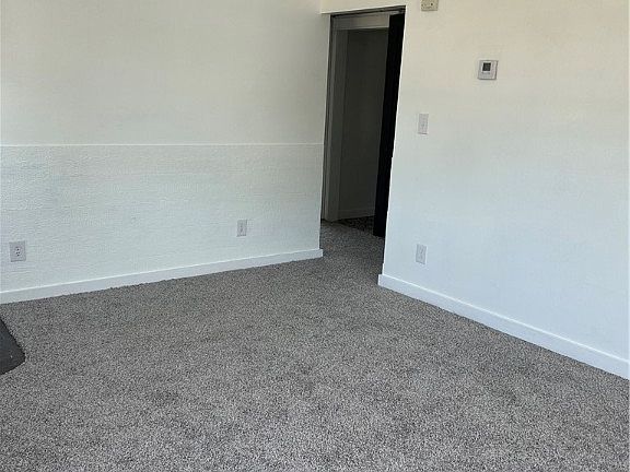 3rd image of 18 Hoover Ave
