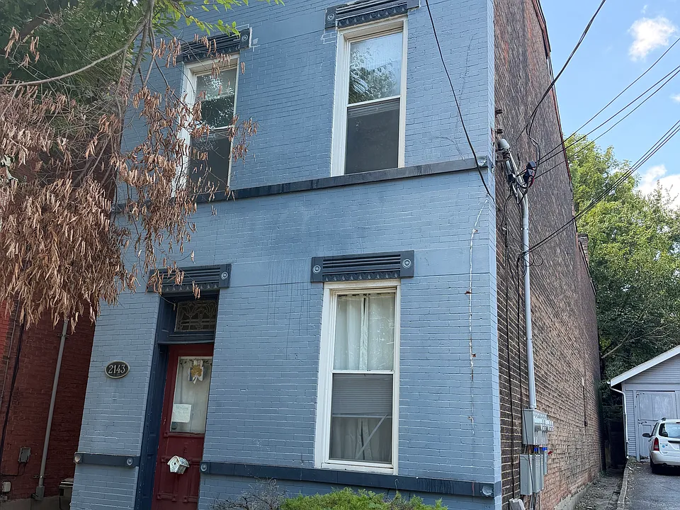 2143 W Clifton Ave #2