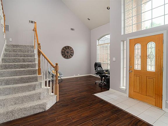 5th image of 1429 Forest Creek Dr