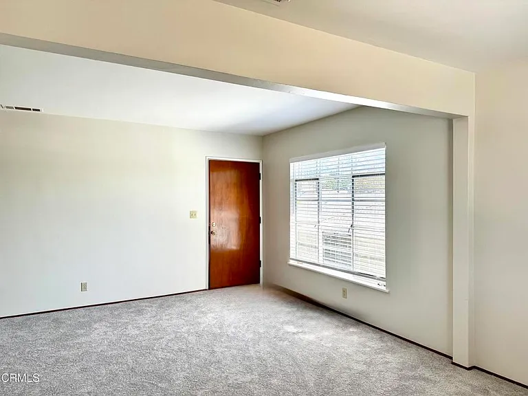 520 Linwood Ave #D — Photo 6