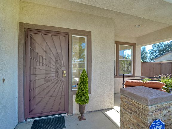 4th image of 4984 El Mirlo Dr