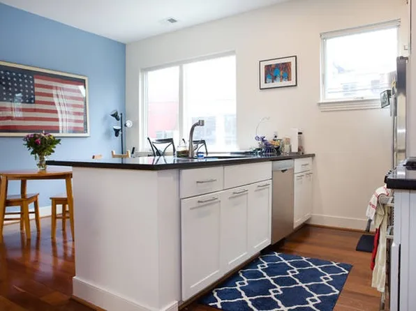 2360 Champlain St NW APT 23, Washington, DC 20009