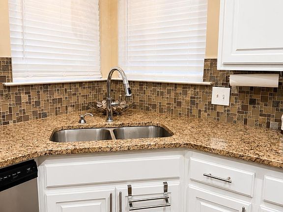 5th image of 11071 Downey Dr