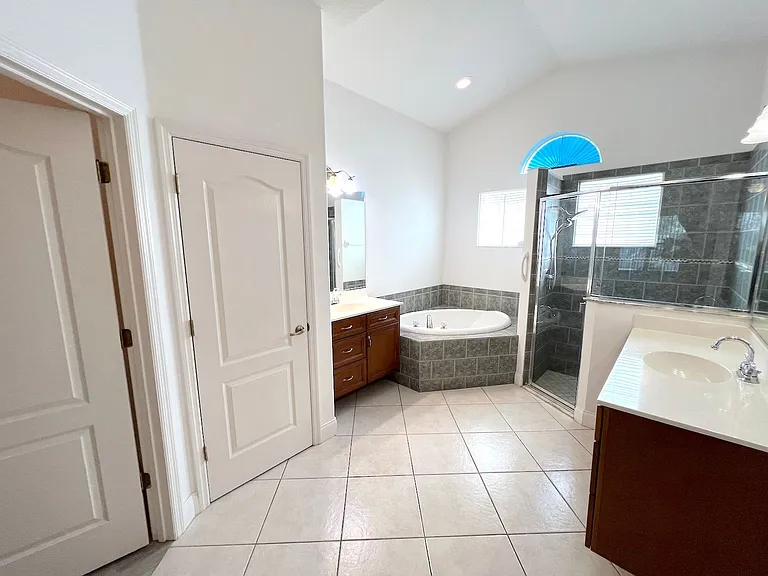 27 Empress Ln — Photo 37