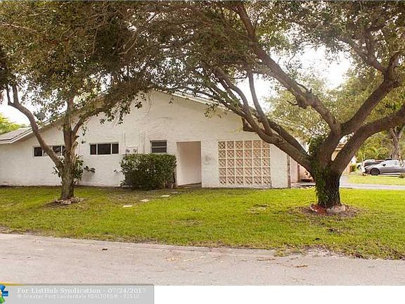 3rd image of 8120 NW 40th St