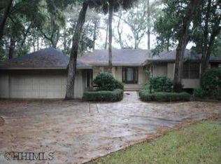 347 Greenwood Dr, Hilton Head Island, SC 29928