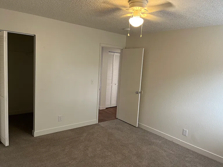 1221 Yarrow St #110 — Photo 7