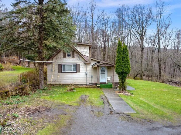 650 Bald Mountain Rd, Wilkes Barre, PA 18702