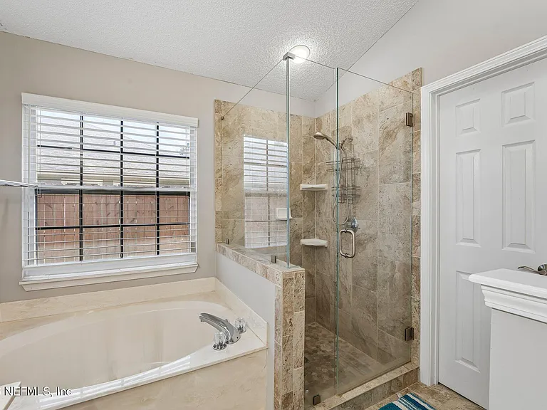 1219 Stern Way — Photo 26