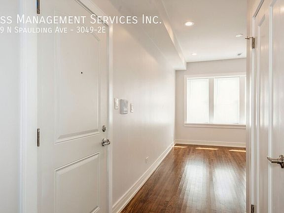 4th image of 3049 N Spaulding Ave APT 2E