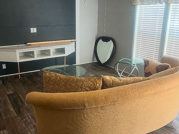 4th image of 111 Audubon Ave Unit 3