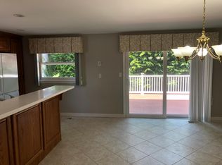 210 Harris Ave APT 1, Woonsocket, RI 02895