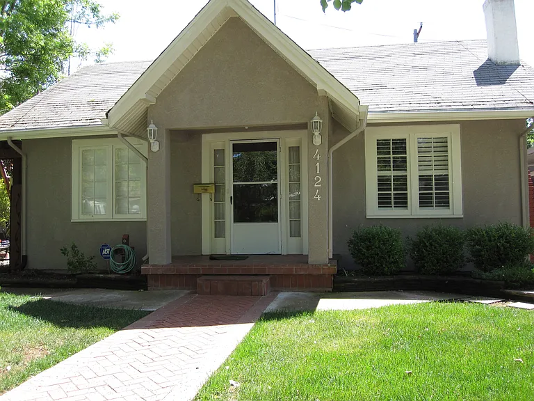 4124 U St — Photo 1