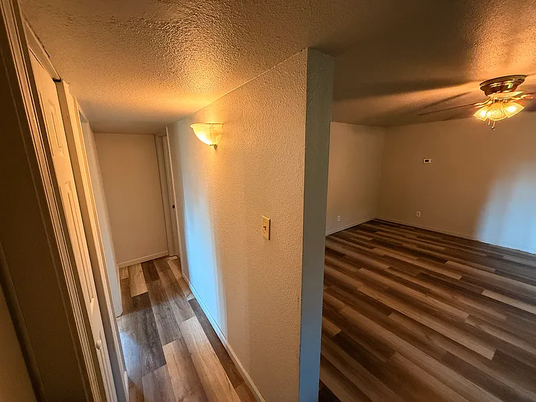 1004 N 13th St #1 — Photo 1