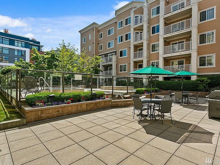 1545 NW 57th St — Photo 18