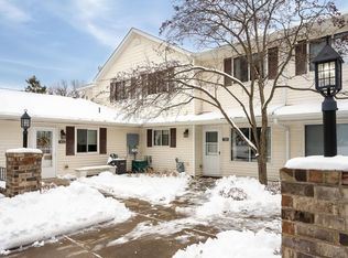 7630 13th St N, Oakdale, MN 55128