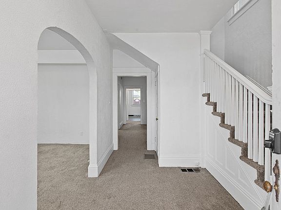 2nd image of 1615 11th Ave