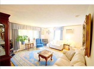 6 Wildwood Dr, Saco, ME 04072