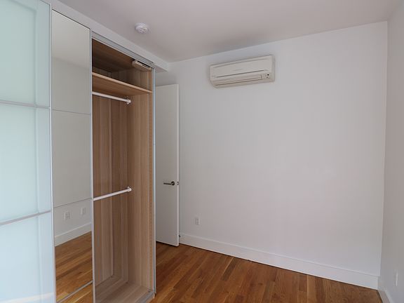 4th image of 127 Lefferts Pl #2RL