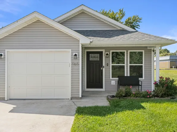 965 Wooded Trl, Scottsburg, IN 47170