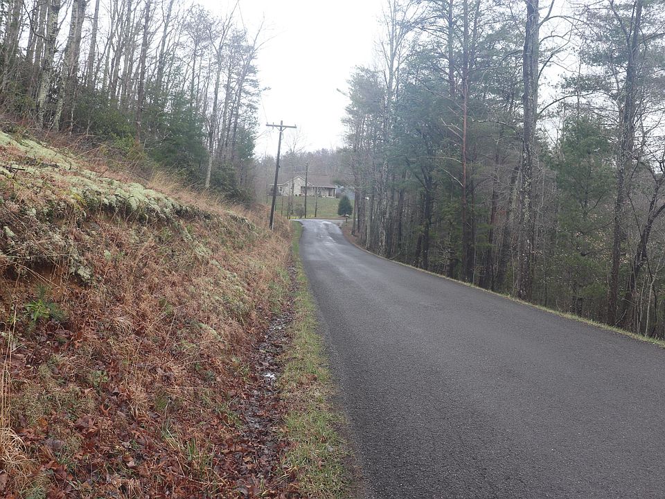 1st image of 355 Smithfield Rd
