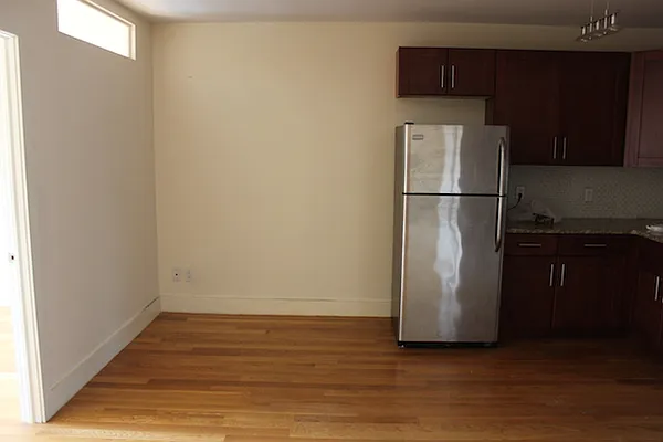 Rented by Capri Jet Realty Corp | media 33