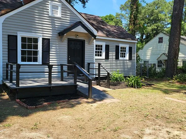 113 Kensington Cir, Fayetteville, NC 28301